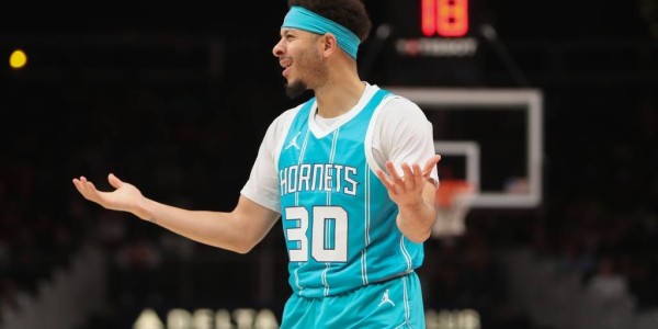 兄弟篮球！Shams：赛斯-库里一年合同加盟勇士