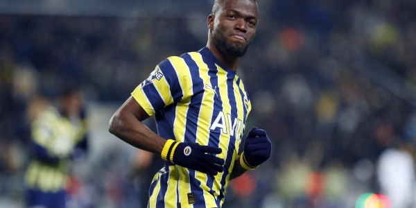 欧罗巴周四焦点战：匈牙利班霸死磕苏超劲旅，费伦茨主场能否驯服流浪者？